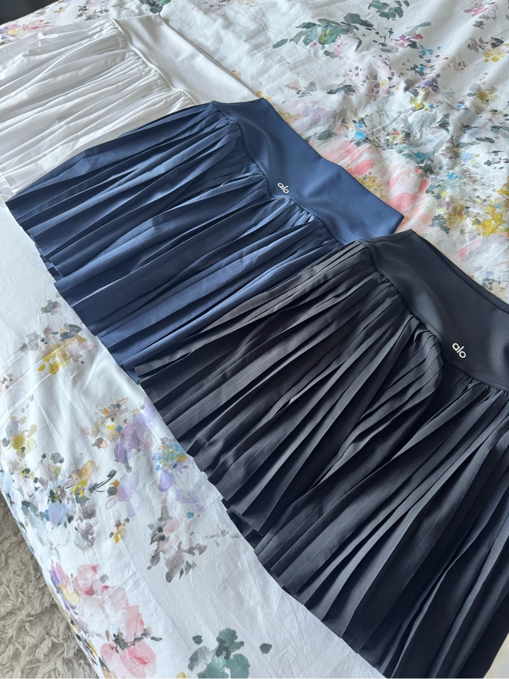 ALO Pleated Grand Slam Skirt Bundle SZ M
